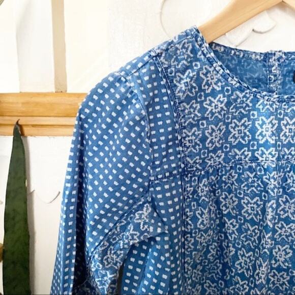 J. crew Bleached-Out patterned Indigo Top sz 0 - Picture 3 of 8